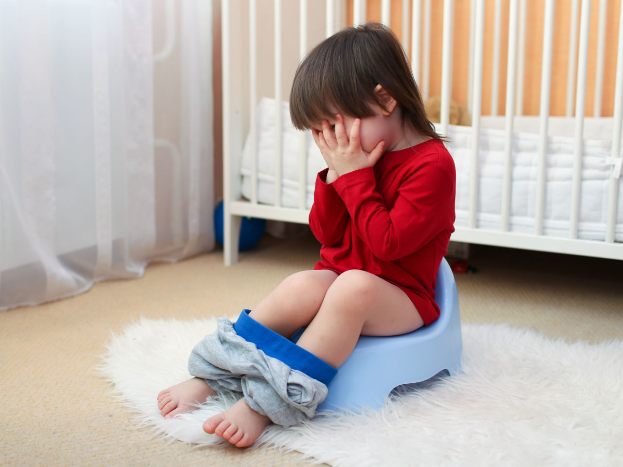 Bayi Susah BAB? Begini Penyebab Dan Cara Mengatasinya